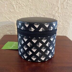 NWT Vera Bradley Black and White Go Round Jewelry Case